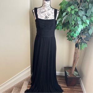 Lauren Ralph Lauren Evening Pleated Sleeveless Gown Black Sz 4